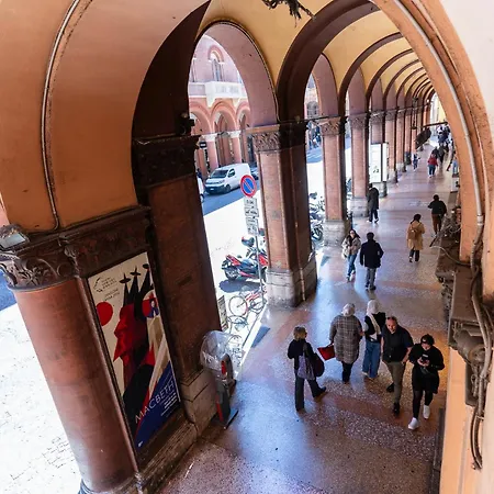 Matildeland Appartamento Centro Storico - Via Indipendenza Bologne Extérieur photo